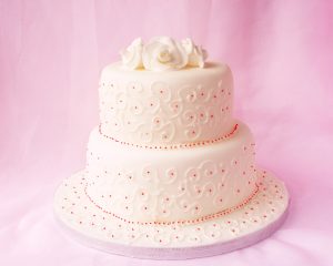 Traditional Wedding Cake - Ursula Dwyer Photographer